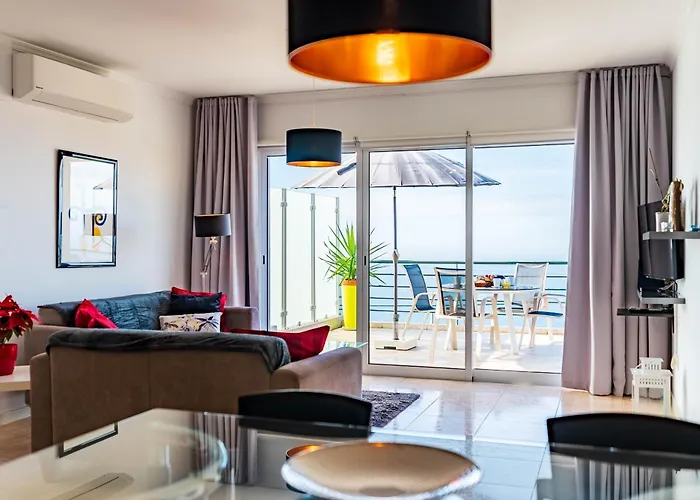 Casa Flora, 2 Quartos,vista Mar Arco da Calheta (Madeira)