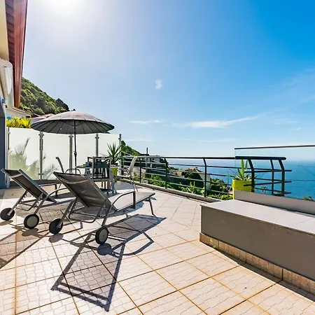 Casa Flora, 2 Quartos,vista Mar Arco da Calheta (Madeira)